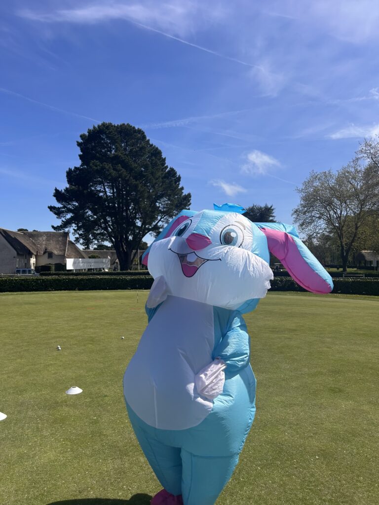 Le Lapin de Pâques invité par la Commission Sportive